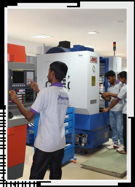 cnc machine college in nagpur|Govt Certified CNC Operator Course in Government Polytechnic .